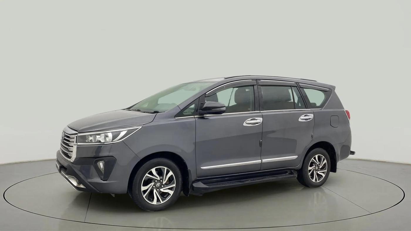 2021 Toyota Innova Crysta 2.4 GX 8 STR, Diesel, Manual, 49,155 km, Left Front Diagonal
