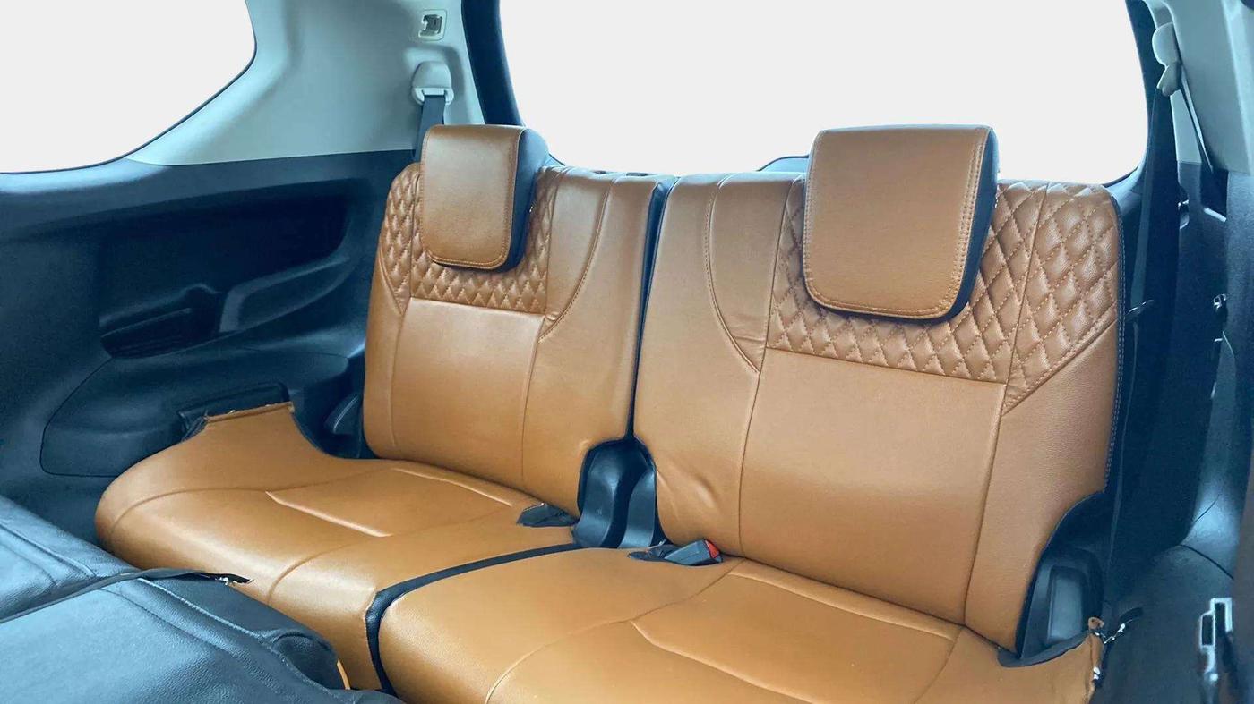 2021 Toyota Innova Crysta 2.4 GX 8 STR, Diesel, Manual, 49,155 km, Third Seat Row ( optional )