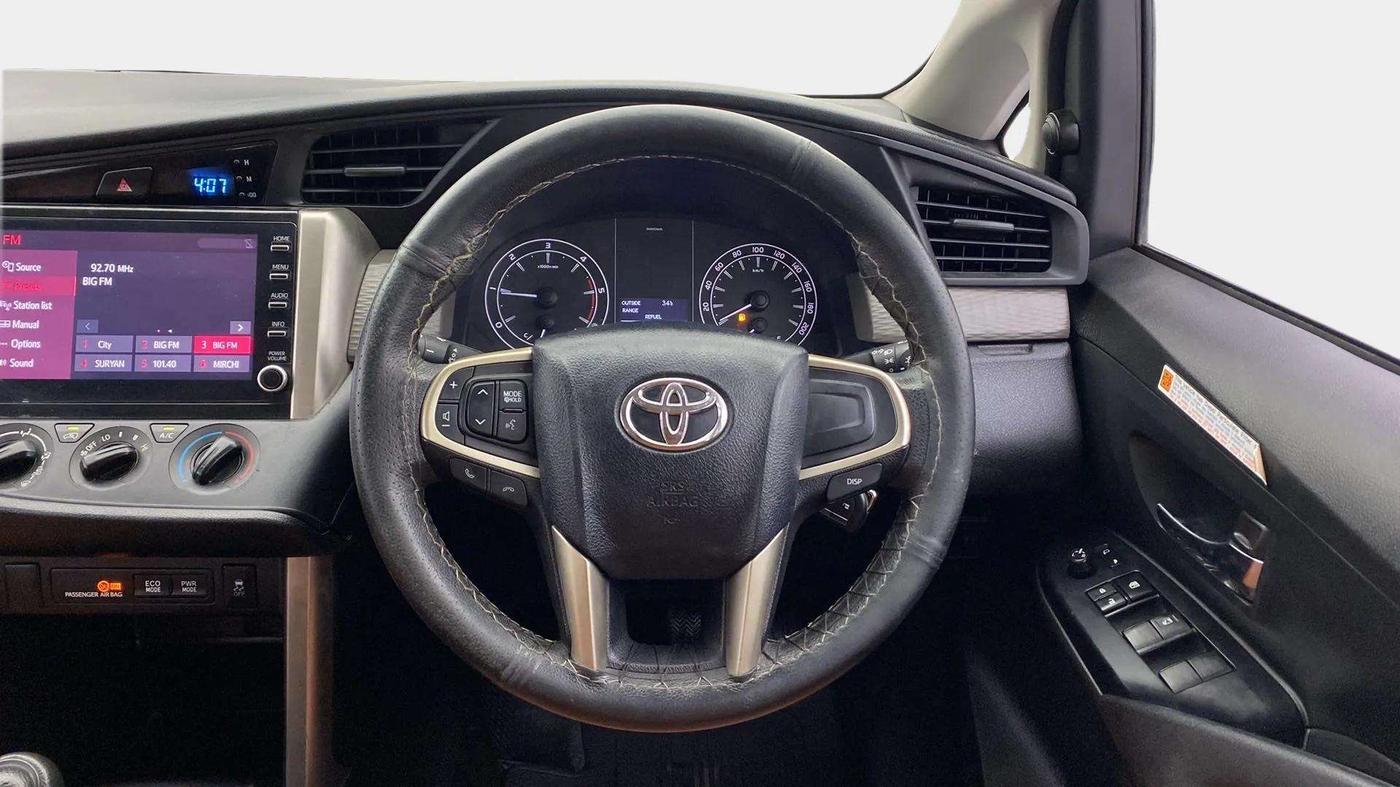 2021 Toyota Innova Crysta 2.4 GX 8 STR, Diesel, Manual, 49,155 km, Steering Wheel Close Up