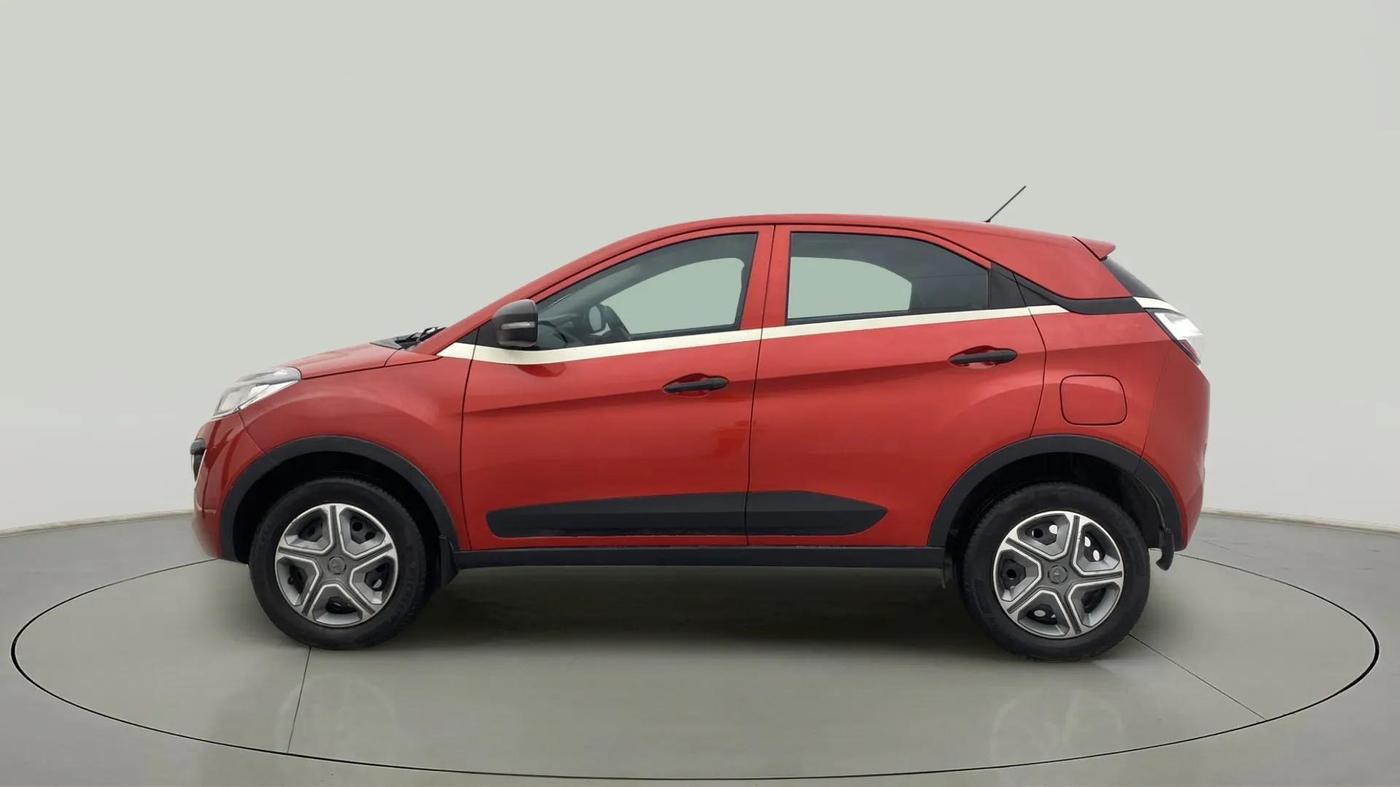 2018 Tata NEXON XM PETROL, Petrol, Manual, 39,880 km, Left Side