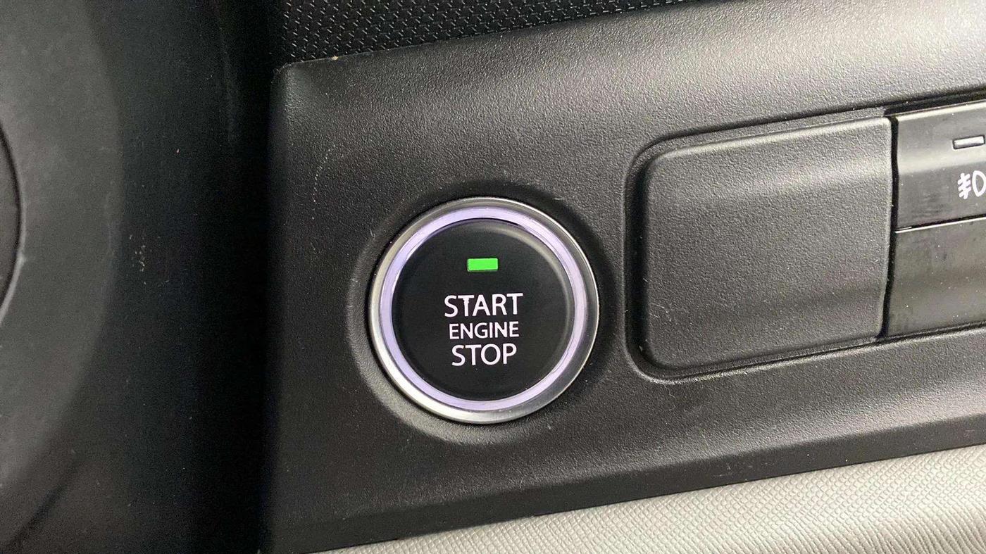 2020 Tata ALTROZ XZ PETROL, Petrol, Manual, 30,380 km, Keyless Start/ Stop Button
