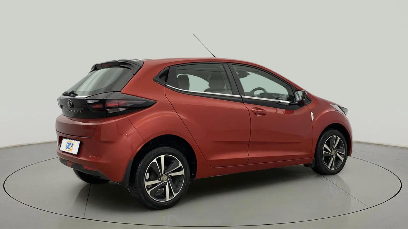 2020 Tata ALTROZ XZ PETROL, Petrol, Manual, 30,380 km, Right Back Diagonal