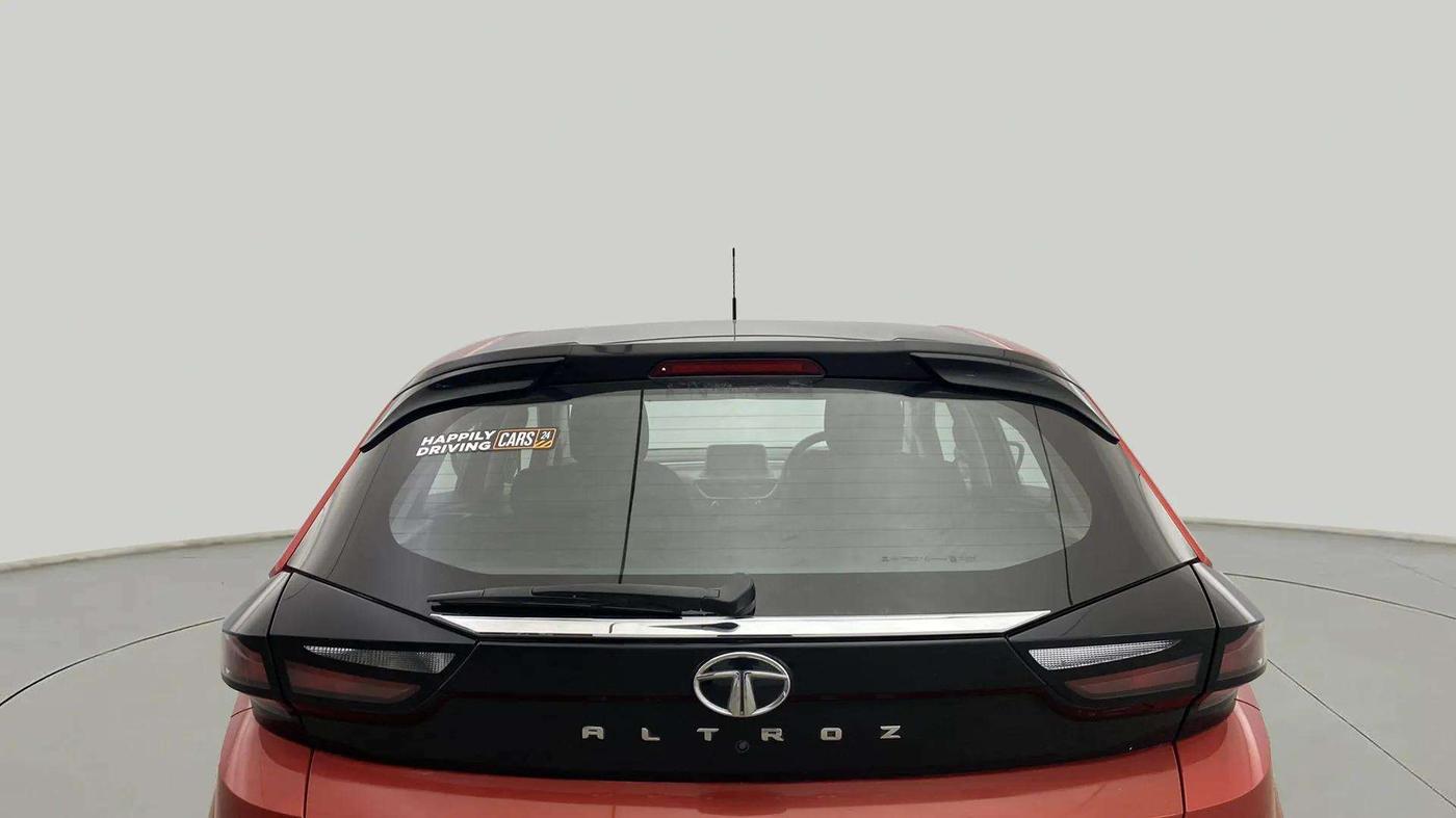 2020 Tata ALTROZ XZ PETROL, Petrol, Manual, 30,380 km, Rear Windshield