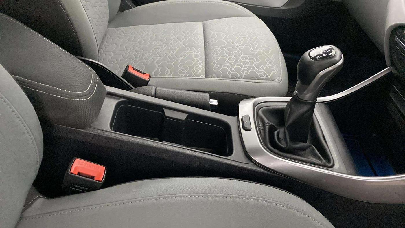 2020 Tata ALTROZ XZ PETROL, Petrol, Manual, 30,380 km, Gear Lever