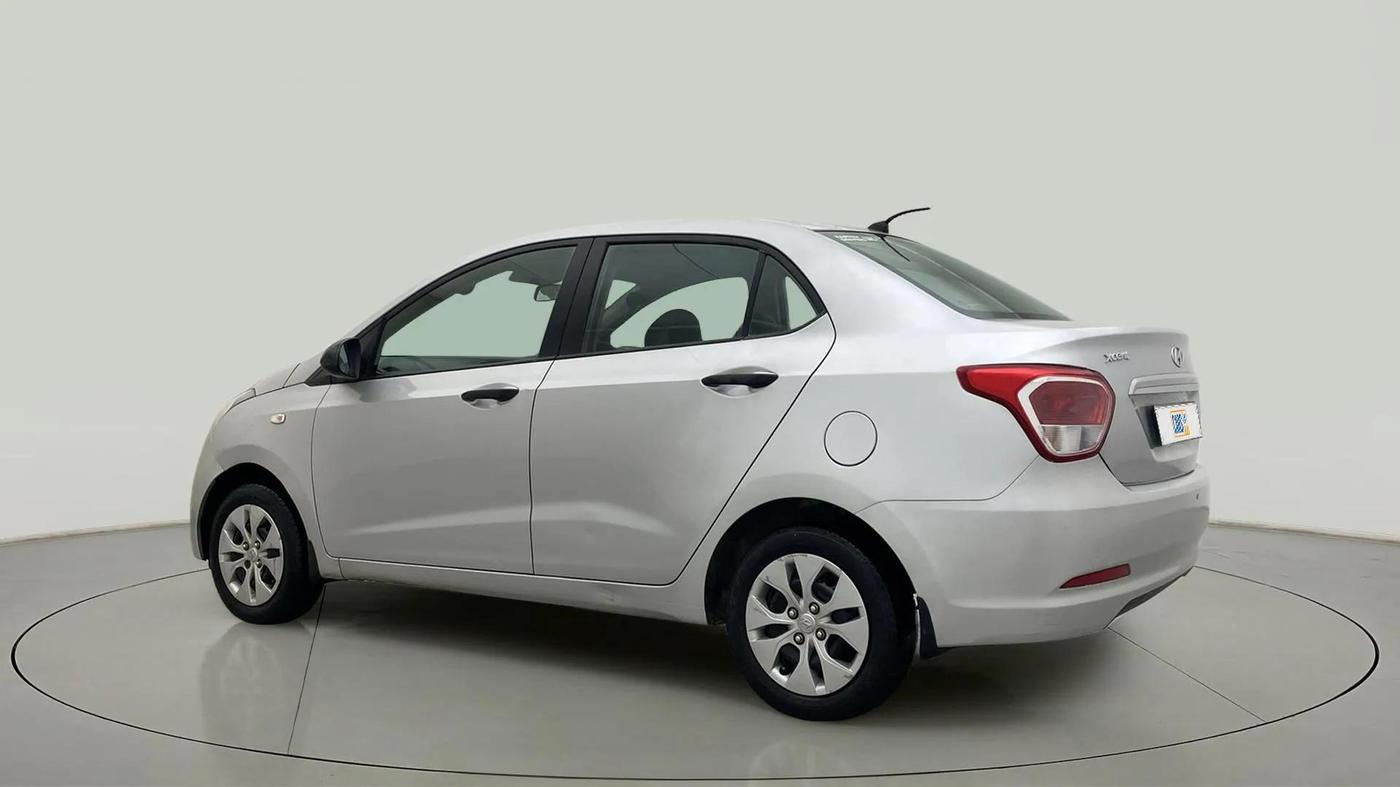 2015 Hyundai Xcent BASE 1.2, Petrol, Manual, 43,230 km, Left Back Diagonal