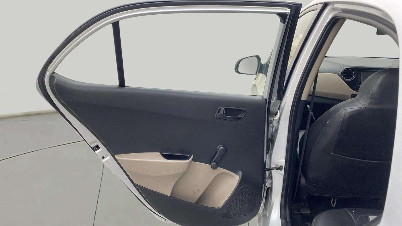 2015 Hyundai Xcent BASE 1.2, Petrol, Manual, 43,230 km, LHS Rear Door