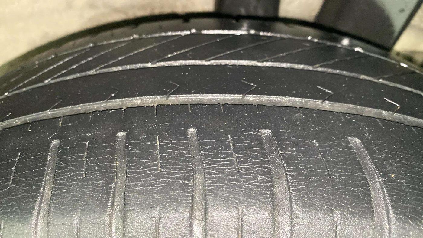 2015 Hyundai Xcent BASE 1.2, Petrol, Manual, 43,230 km, Left Rear Tyre Tread