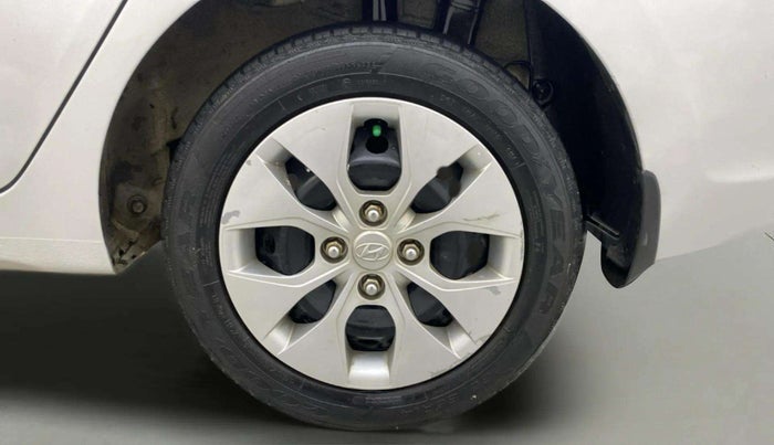 2015 Hyundai Xcent BASE 1.2, Petrol, Manual, 43,230 km, Left Rear Wheel