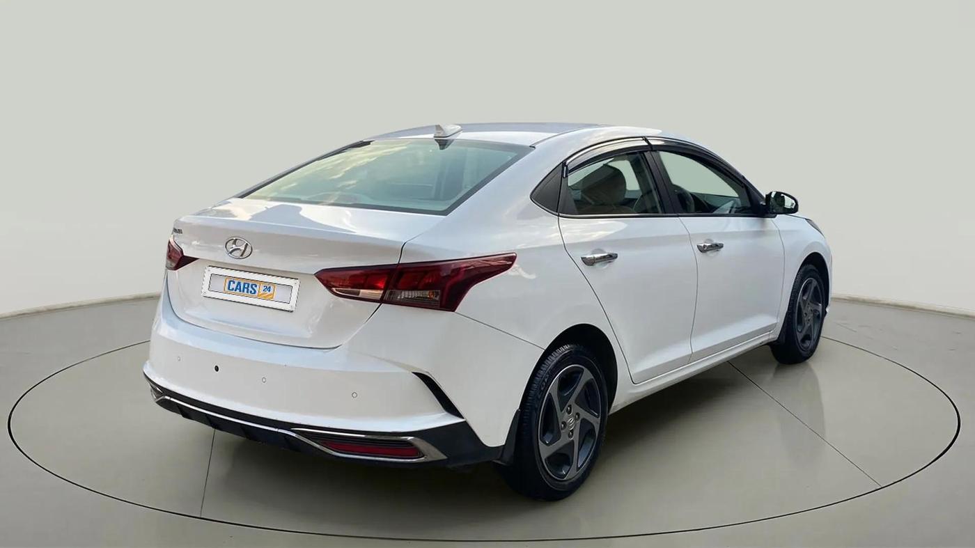 2022 Hyundai Verna S PLUS 1.5 VTVT, Petrol, Manual, 12,345 km, Right Back Diagonal