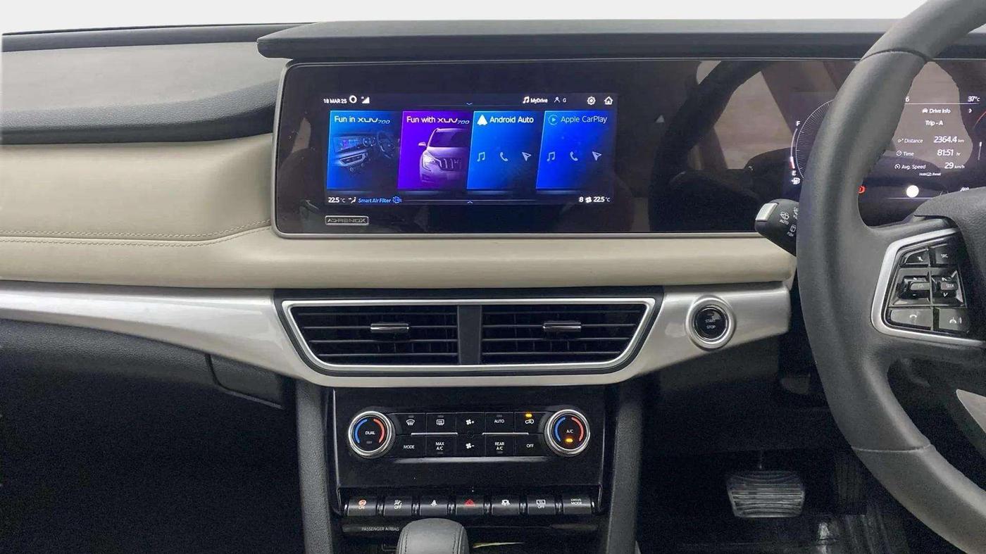 2023 Mahindra XUV700 AX 7 LUXURY D AT 7 STR, Diesel, Automatic, 16,533 km, Air Conditioner