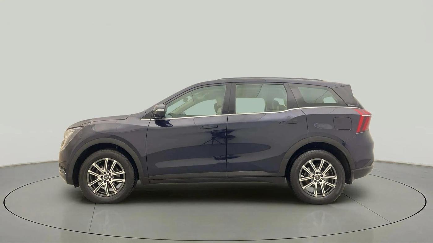 2023 Mahindra XUV700 AX 7 LUXURY D AT 7 STR, Diesel, Automatic, 16,533 km, Left Side