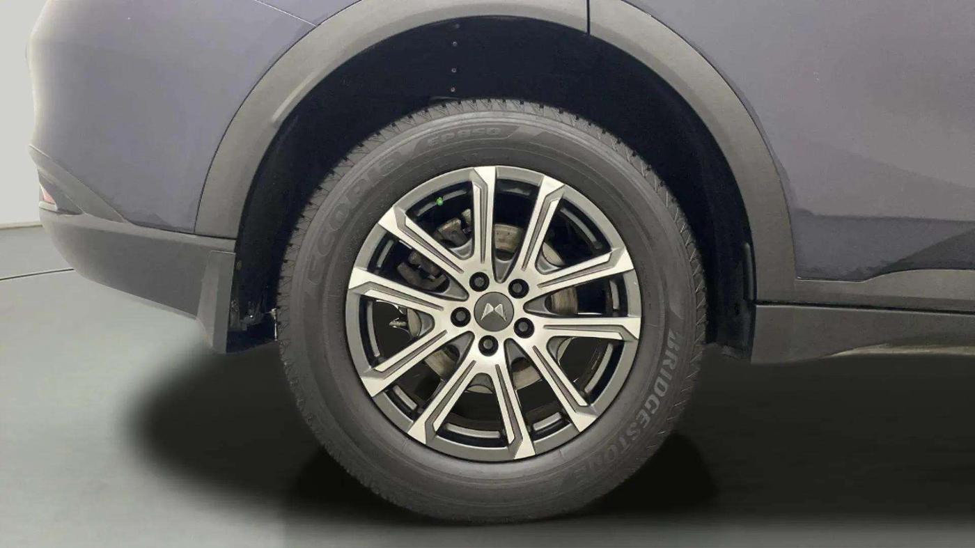 2023 Mahindra XUV700 AX 7 LUXURY D AT 7 STR, Diesel, Automatic, 16,533 km, Right Rear Wheel
