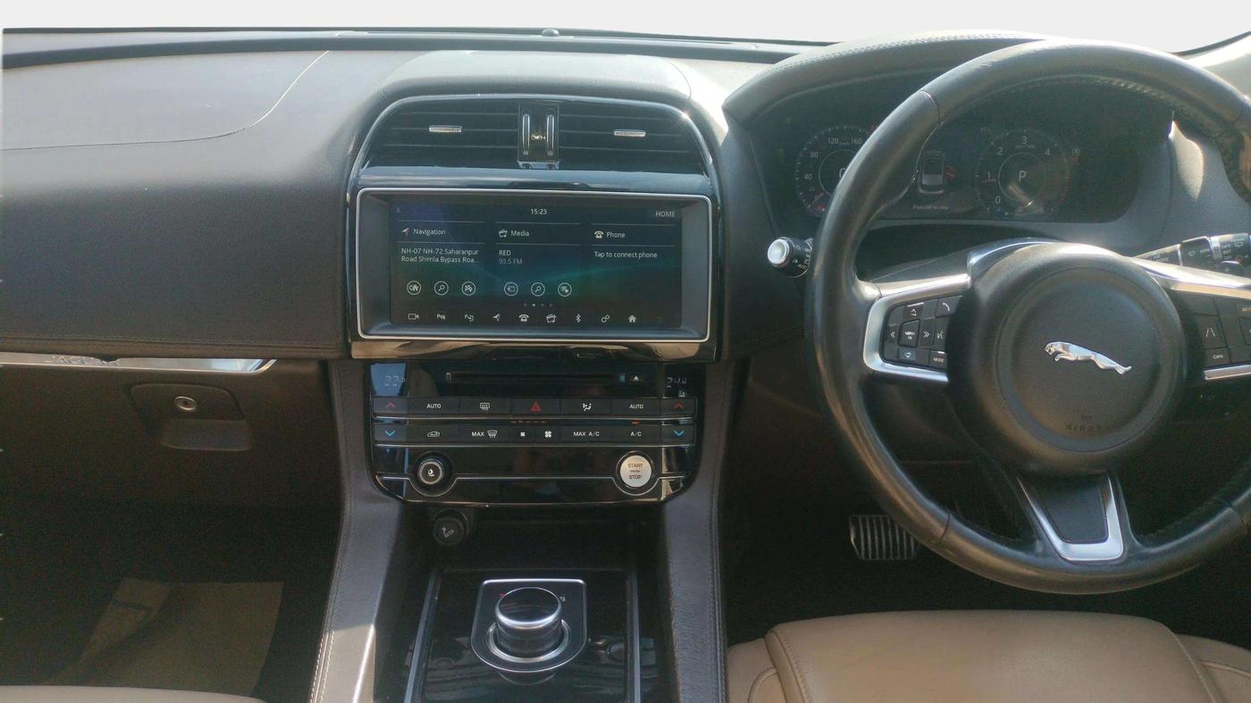 2018 Jaguar F- PACE PRESTIGE 2.0 DIESEL, Diesel, Automatic, 52,468 km, Air Conditioner