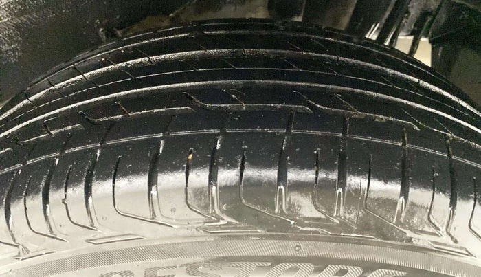 2020 Tata NEXON XM DIESEL, Diesel, Manual, 34,552 km, Left Rear Tyre Tread