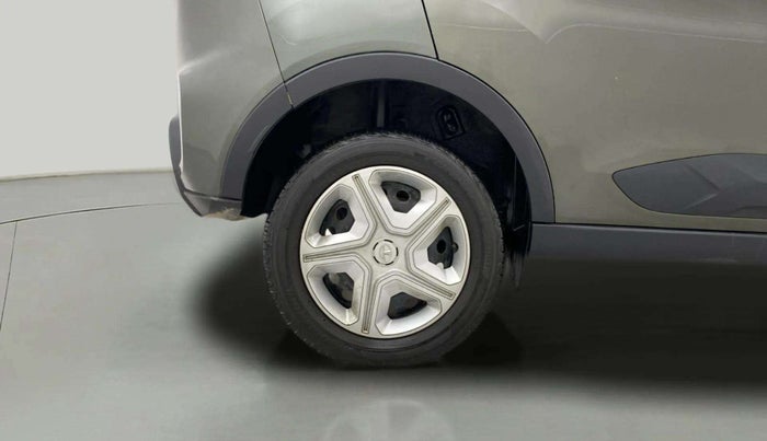 2020 Tata NEXON XM DIESEL, Diesel, Manual, 34,552 km, Right Rear Wheel