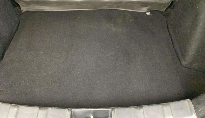 2020 Tata NEXON XM DIESEL, Diesel, Manual, 34,552 km, Boot Inside