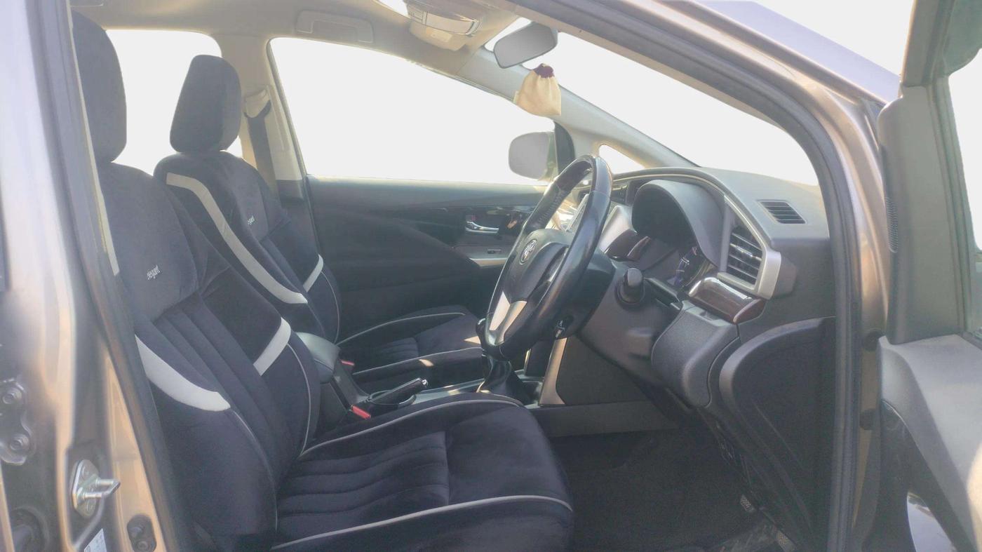 2021 Toyota Innova Crysta 2.4 VX 7 STR, Diesel, Manual, 1,12,786 km, Right Side Front Door Cabin
