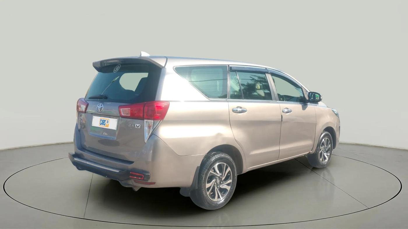 2021 Toyota Innova Crysta 2.4 VX 7 STR, Diesel, Manual, 1,12,786 km, Right Back Diagonal