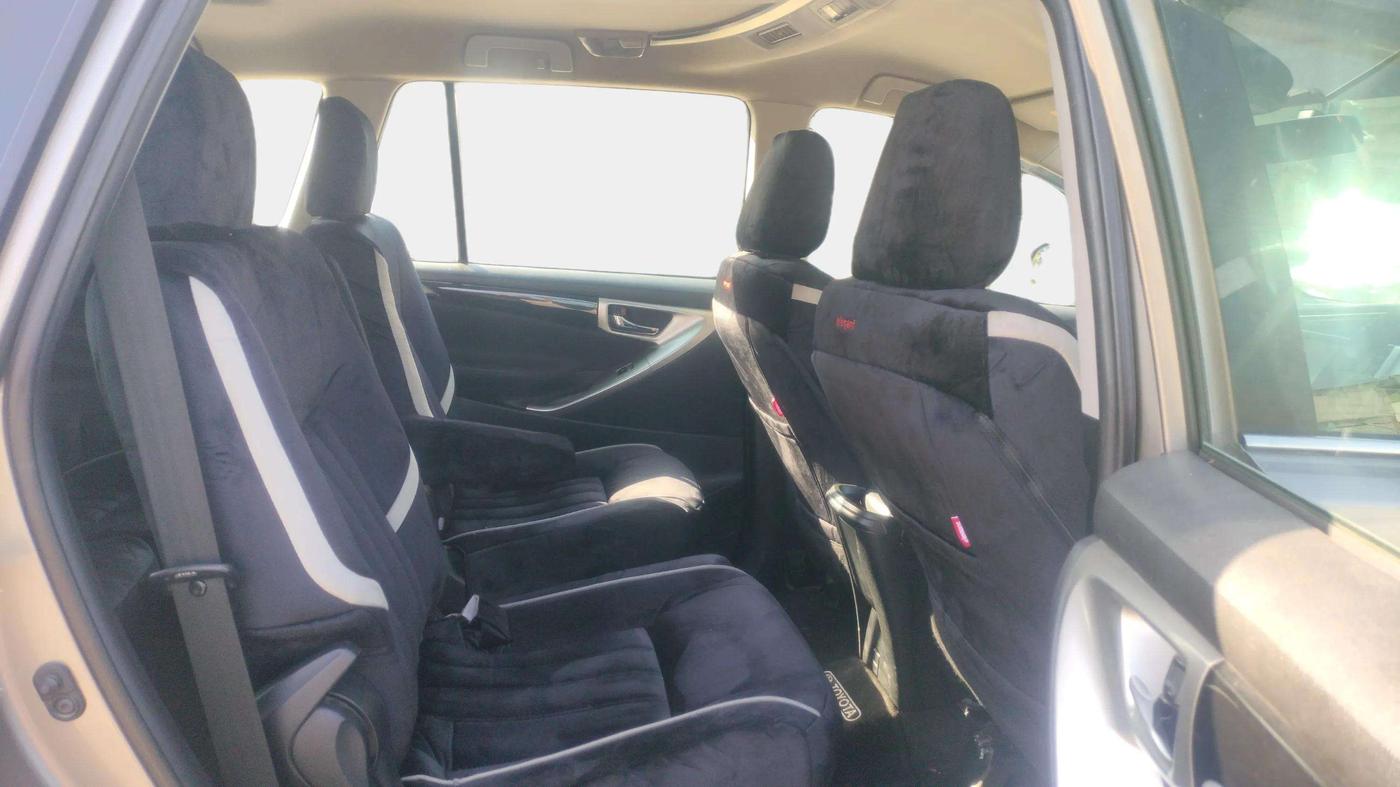 2021 Toyota Innova Crysta 2.4 VX 7 STR, Diesel, Manual, 1,12,786 km, Right Side Rear Door Cabin