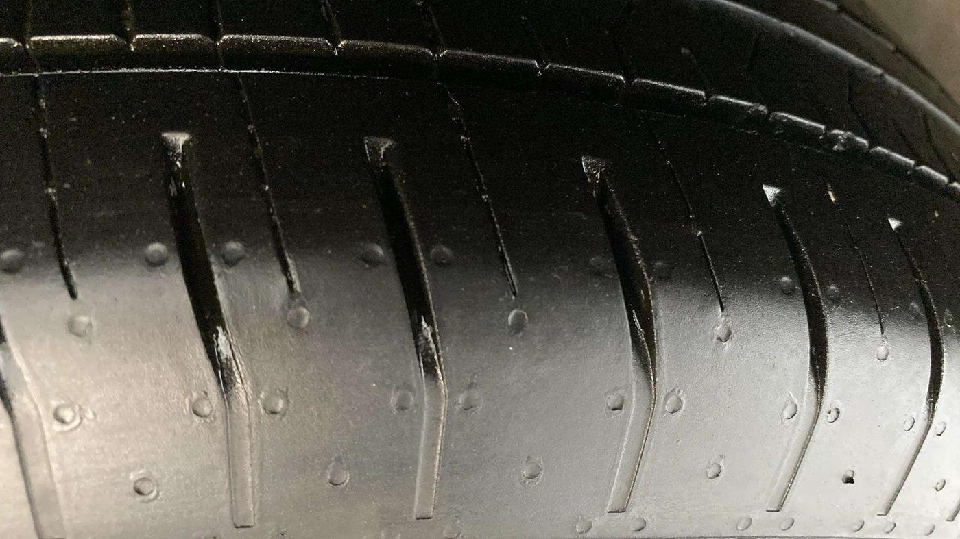 2024 Hyundai VENUE S(O) 1.2, Petrol, Manual, 8,050 km, Right Front Tyre Tread
