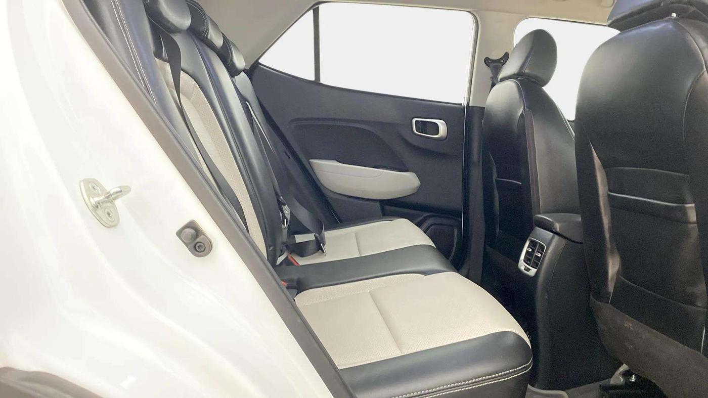2024 Hyundai VENUE S(O) 1.2, Petrol, Manual, 8,050 km, Right Side Rear Door Cabin