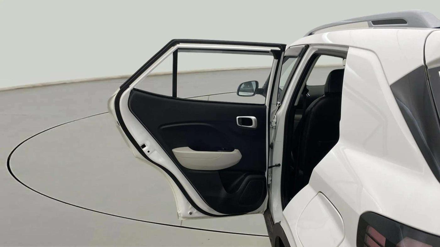 2024 Hyundai VENUE S(O) 1.2, Petrol, Manual, 8,050 km, LHS Rear Door