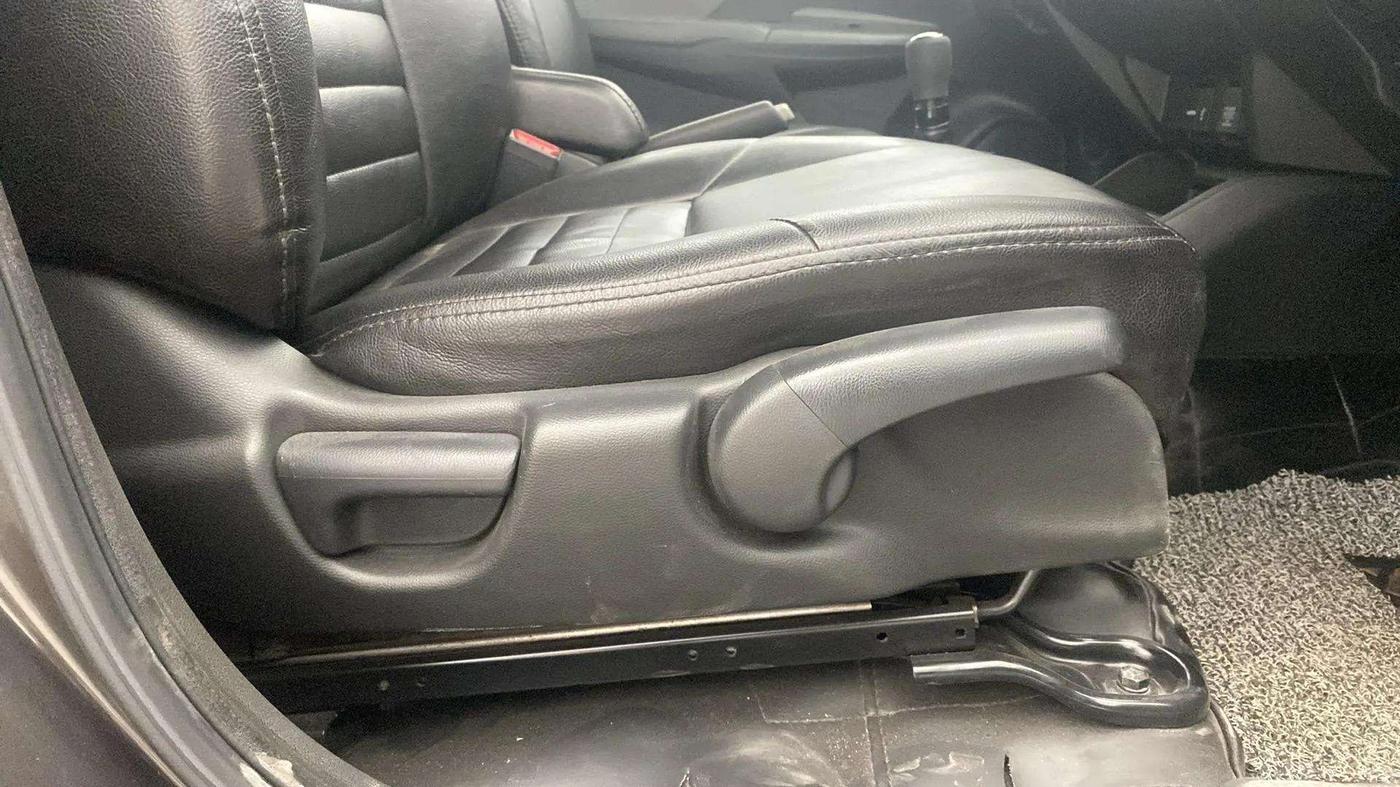 2018 Honda WR-V 1.2L I-VTEC VX MT, Petrol, Manual, 66,375 km, Driver Side Adjustment Panel