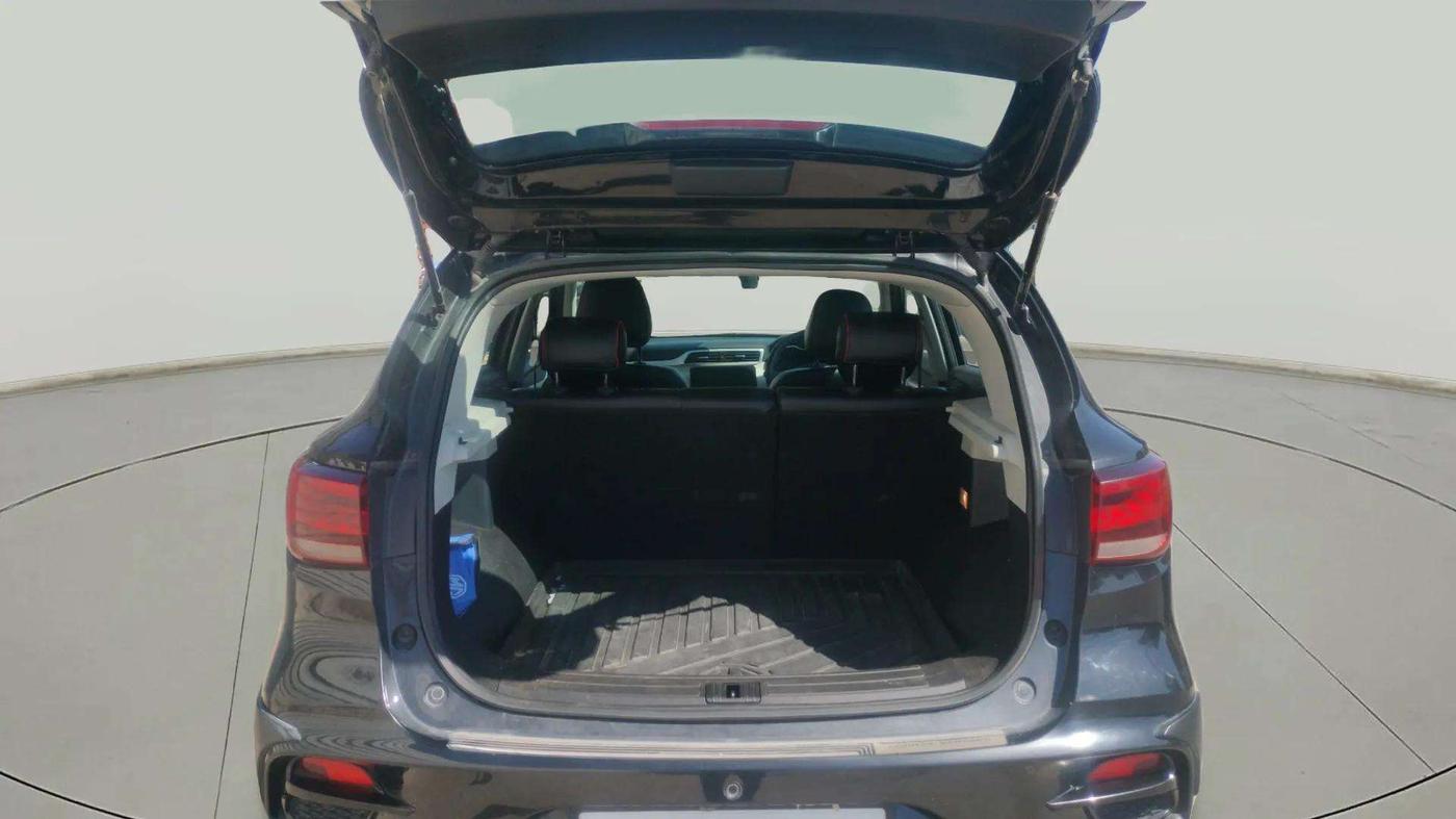 2022 MG ASTOR SUPER EX 1.5 MT, Petrol, Manual, 20,485 km, Boot Door Open