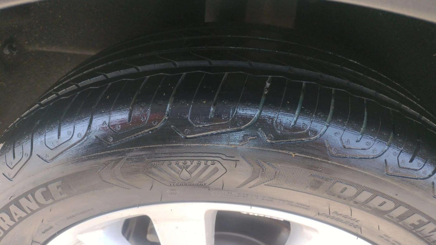2022 MG ASTOR SUPER EX 1.5 MT, Petrol, Manual, 20,485 km, Right Rear Tyre Tread