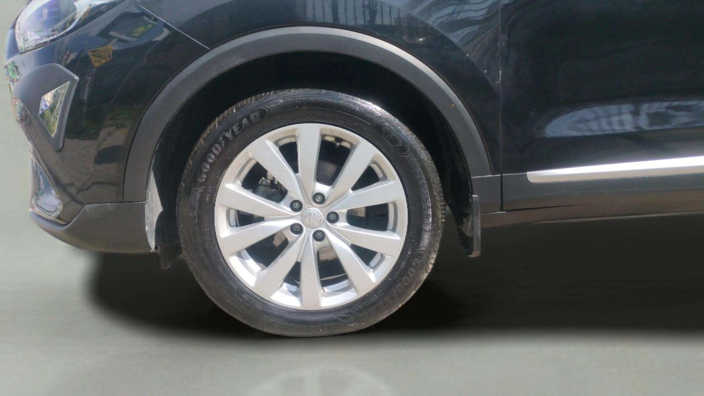 2022 MG ASTOR SUPER EX 1.5 MT, Petrol, Manual, 20,485 km, Left Front Wheel