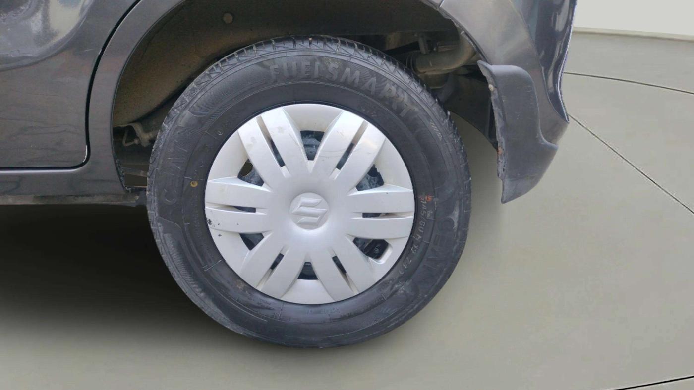 2020 Maruti Alto VXI PLUS, Petrol, Manual, 13,517 km, Left Rear Wheel