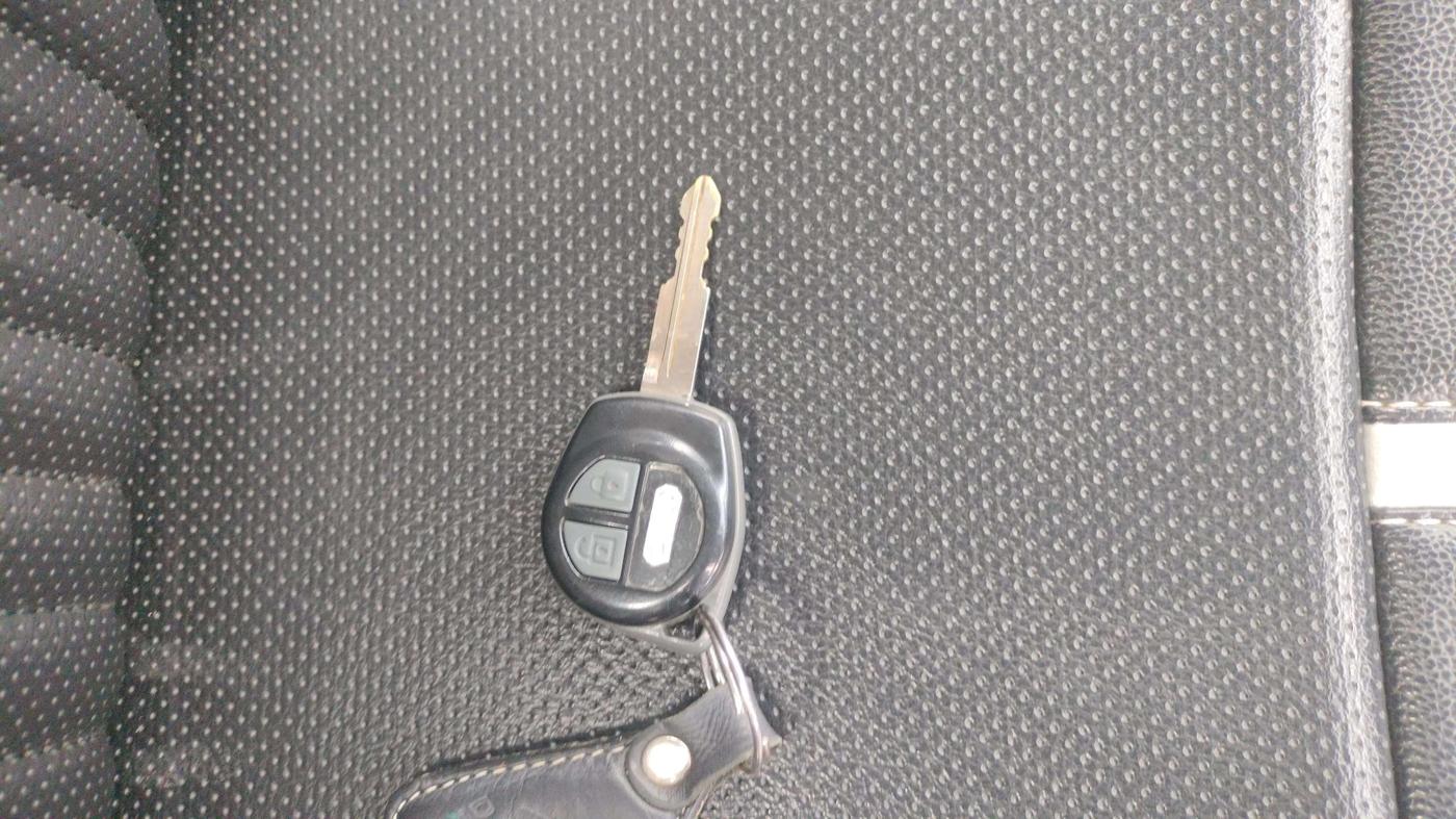 2020 Maruti Alto VXI PLUS, Petrol, Manual, 13,517 km, Key Close Up