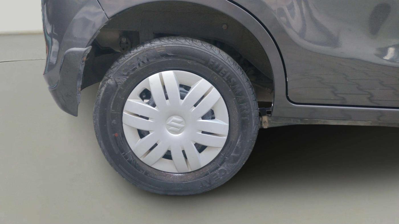 2020 Maruti Alto VXI PLUS, Petrol, Manual, 13,517 km, Right Rear Wheel
