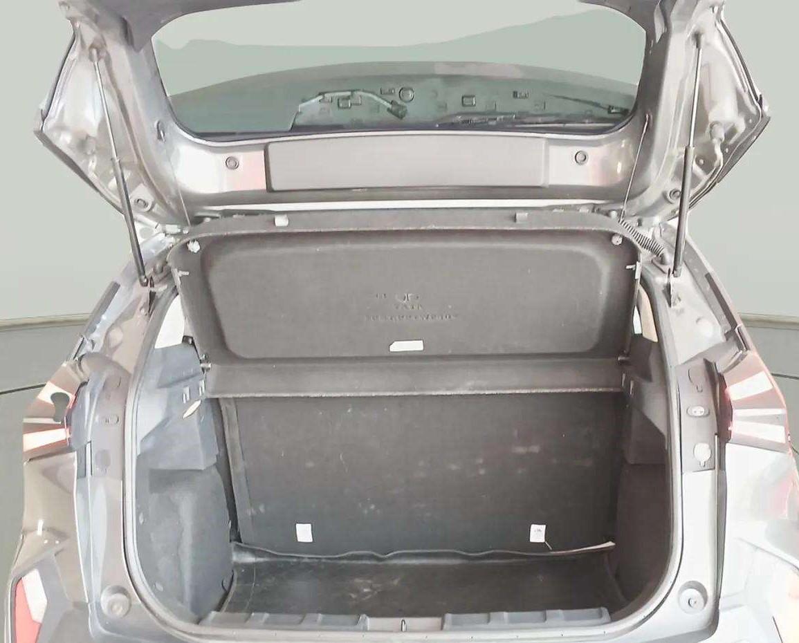 2023 Tata NEXON CREATIVE + SUNROOF 1.2 PETROL, Petrol, Manual, 10,117 km, Boot Door Open