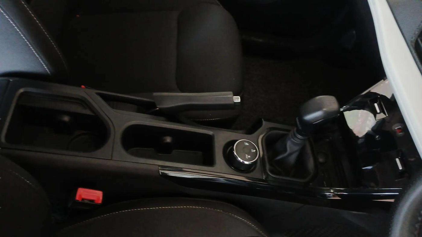 2023 Tata NEXON CREATIVE + SUNROOF 1.2 PETROL, Petrol, Manual, 10,117 km, Gear Lever