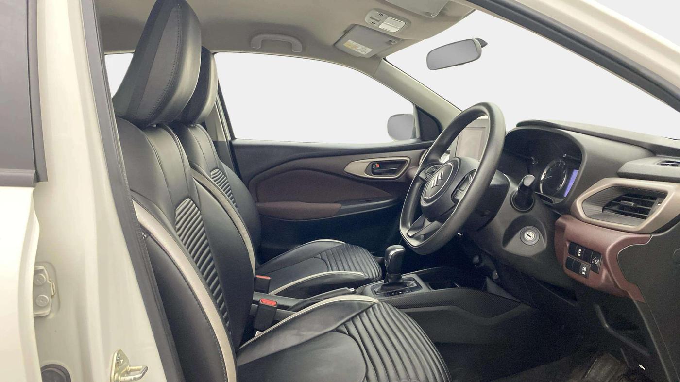 2023 Maruti FRONX DELTA PLUS 1.2L AGS, Petrol, Automatic, 12,256 km, Right Side Front Door Cabin