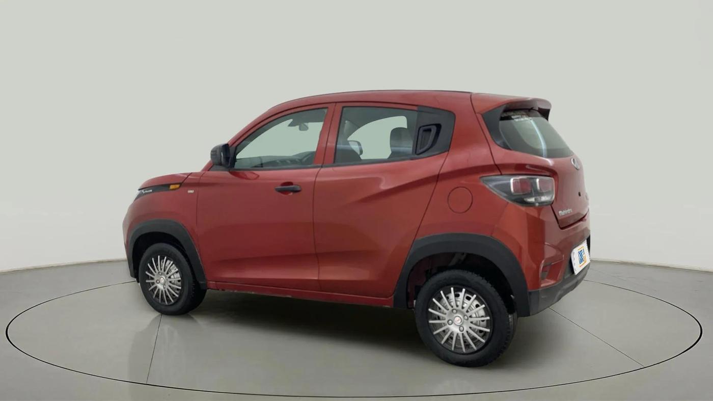 2017 Mahindra KUV 100 NXT K2+ P 6 STR, Petrol, Manual, 32,796 km, Left Back Diagonal