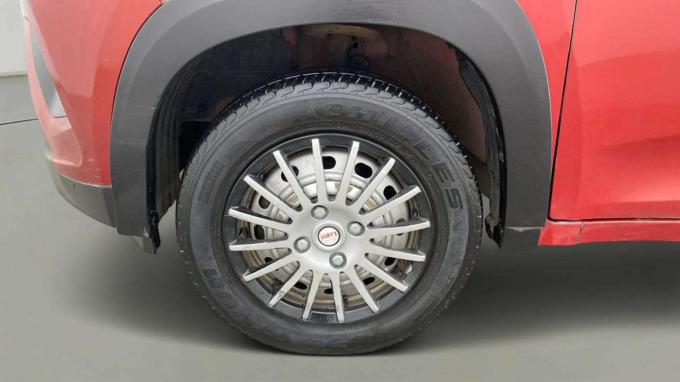 2017 Mahindra KUV 100 NXT K2+ P 6 STR, Petrol, Manual, 32,796 km, Left Front Wheel