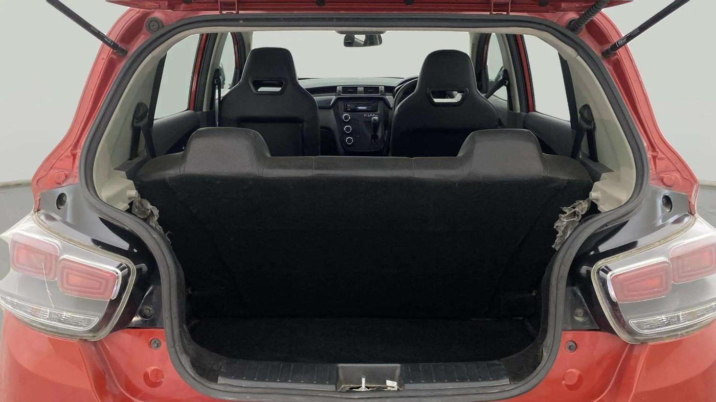 2017 Mahindra KUV 100 NXT K2+ P 6 STR, Petrol, Manual, 32,796 km, Boot Inside