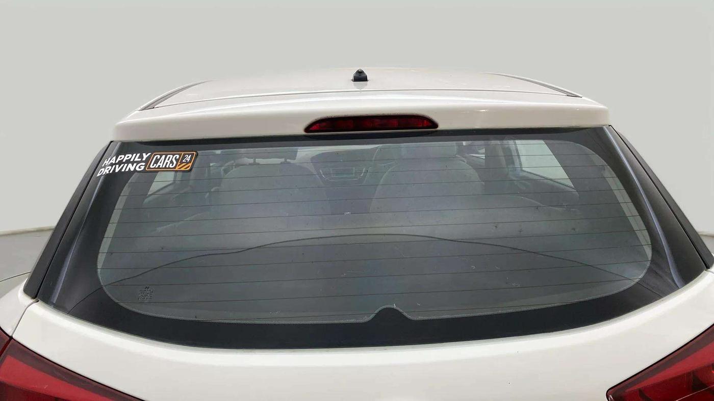 2014 Hyundai Elite i20 SPORTZ 1.2 (O), Petrol, Manual, 33,901 km, Rear Windshield