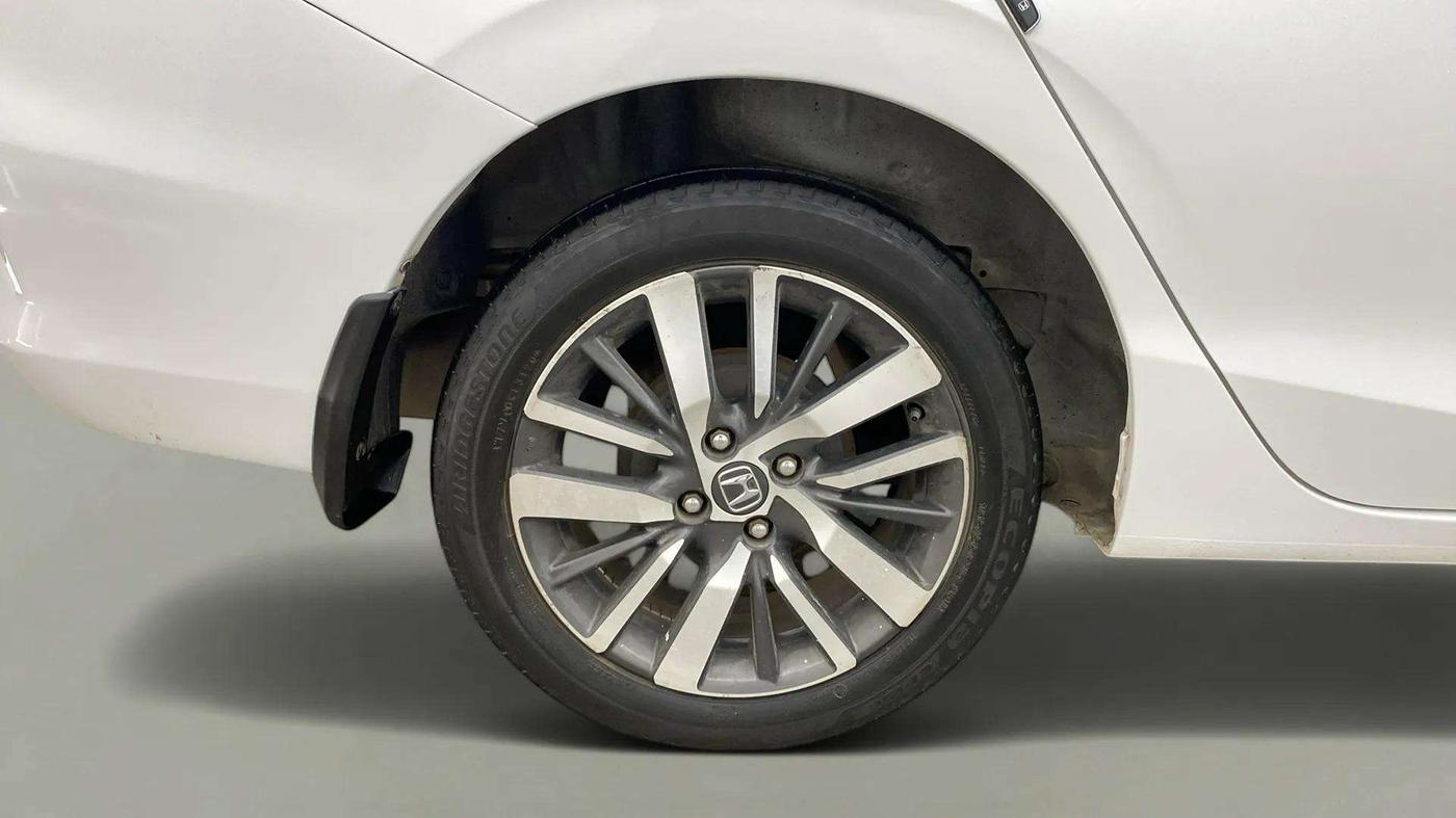 2020 Honda City 1.5L I-VTEC VX CVT, Petrol, Automatic, 45,747 km, Right Rear Wheel