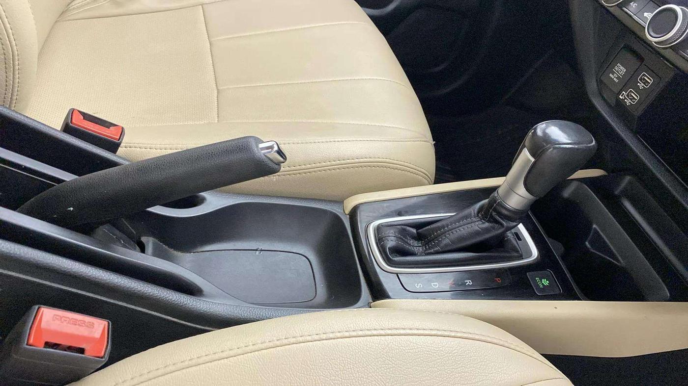 2020 Honda City 1.5L I-VTEC VX CVT, Petrol, Automatic, 45,747 km, Gear Lever