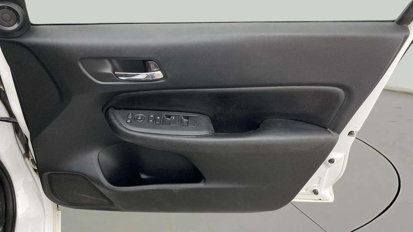 2020 Honda City 1.5L I-VTEC VX CVT, Petrol, Automatic, 45,747 km, Driver Side Door Panels Control