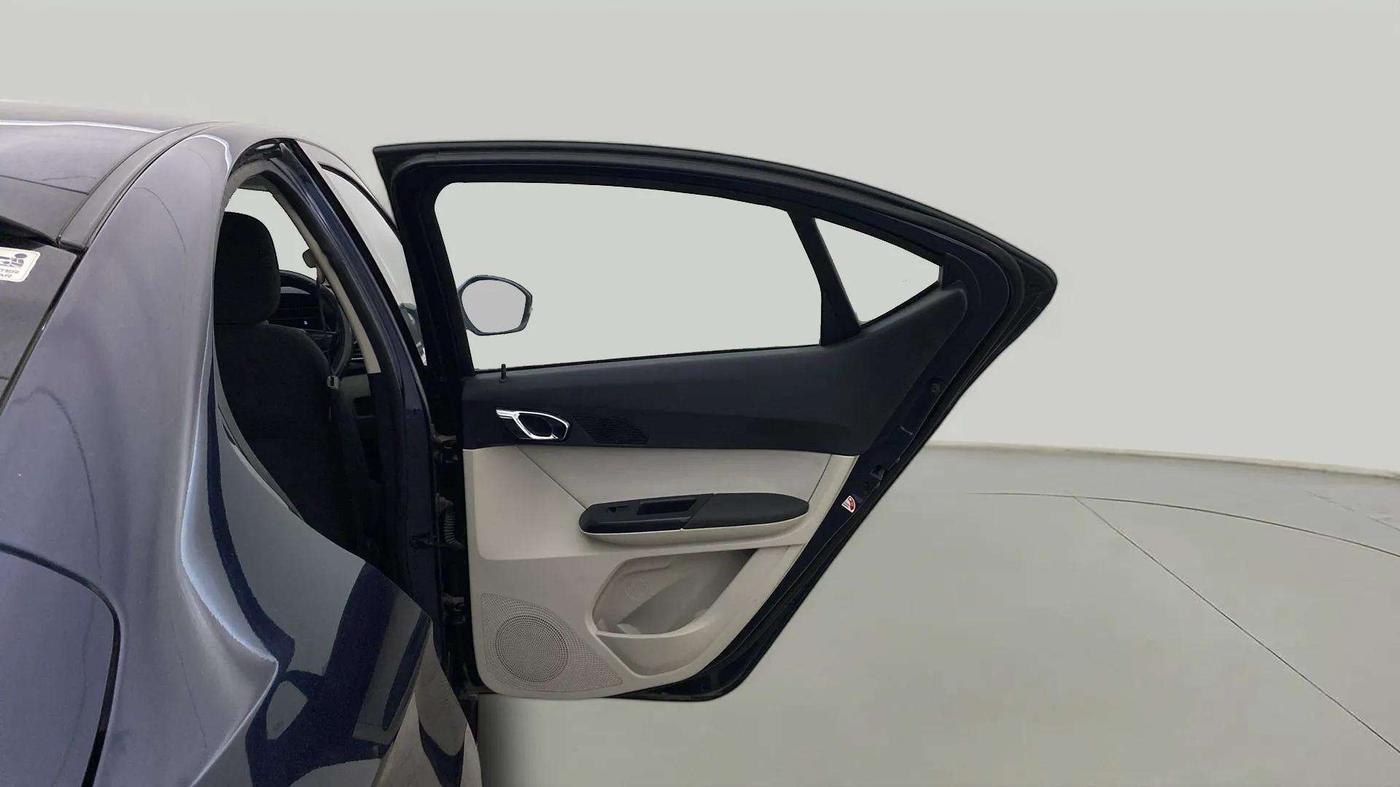 2022 Tata TIGOR XZ PLUS CNG, CNG, Manual, 36,876 km, RHS Rear Door