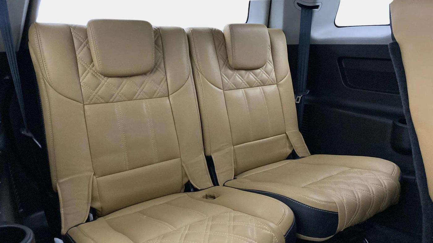 2021 Mahindra XUV500 W9 AT, Diesel, Automatic, 48,283 km, Third Seat Row ( optional )