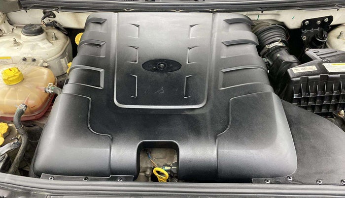 2021 Mahindra XUV500 W9 AT, Diesel, Automatic, 48,283 km, Engine View