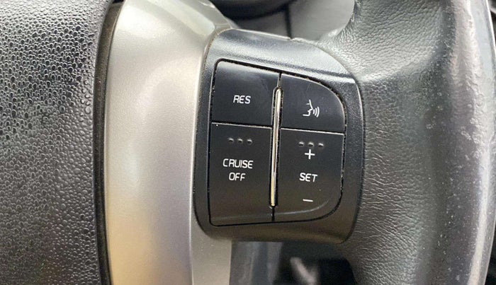 2021 Mahindra XUV500 W9 AT, Diesel, Automatic, 48,283 km, Adaptive Cruise Control