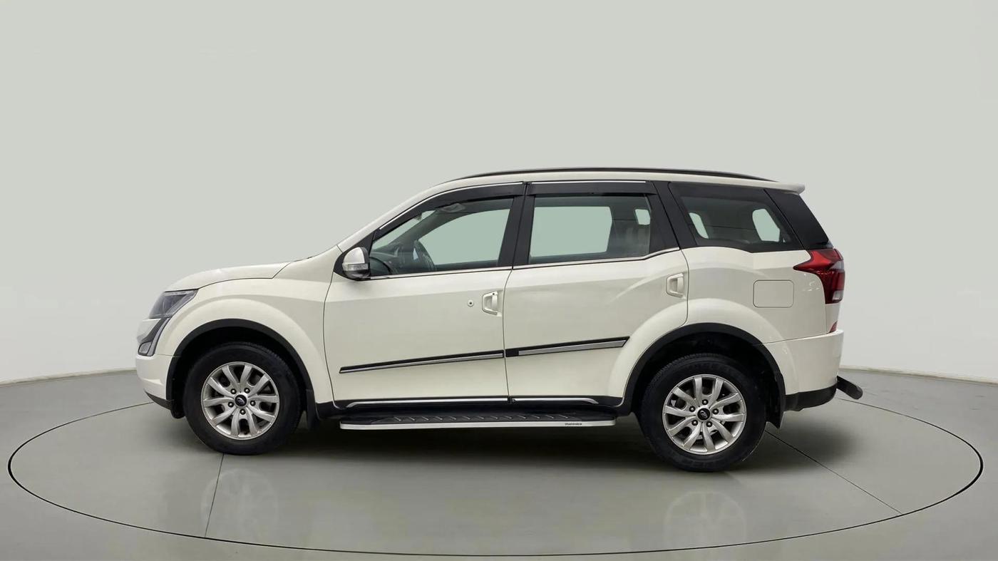 2021 Mahindra XUV500 W9 AT, Diesel, Automatic, 48,283 km, Left Side
