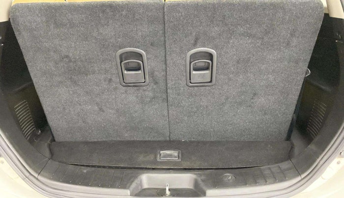 2021 Mahindra XUV500 W9 AT, Diesel, Automatic, 48,283 km, Boot Open Zoomed View