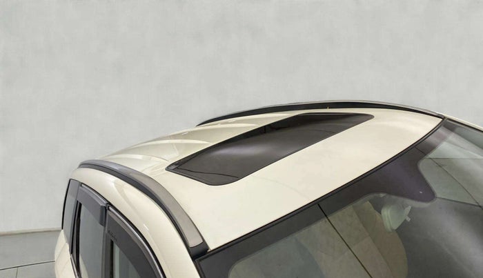 2021 Mahindra XUV500 W9 AT, Diesel, Automatic, 48,283 km, Roof